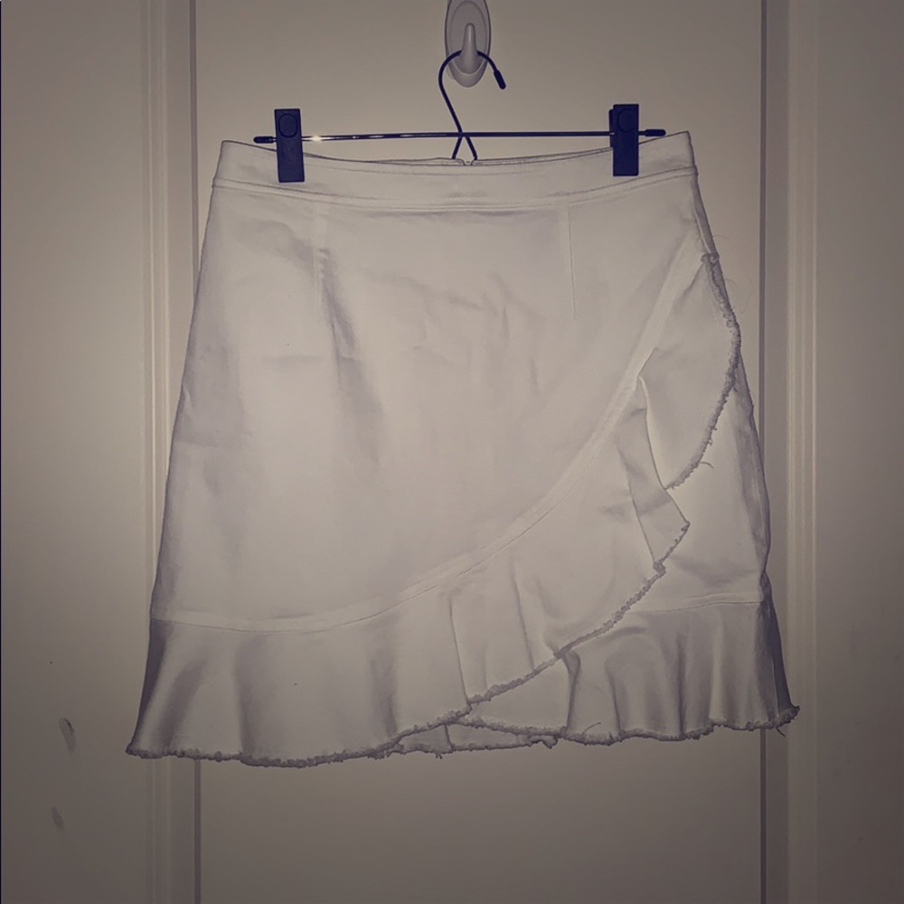 White denim skirt